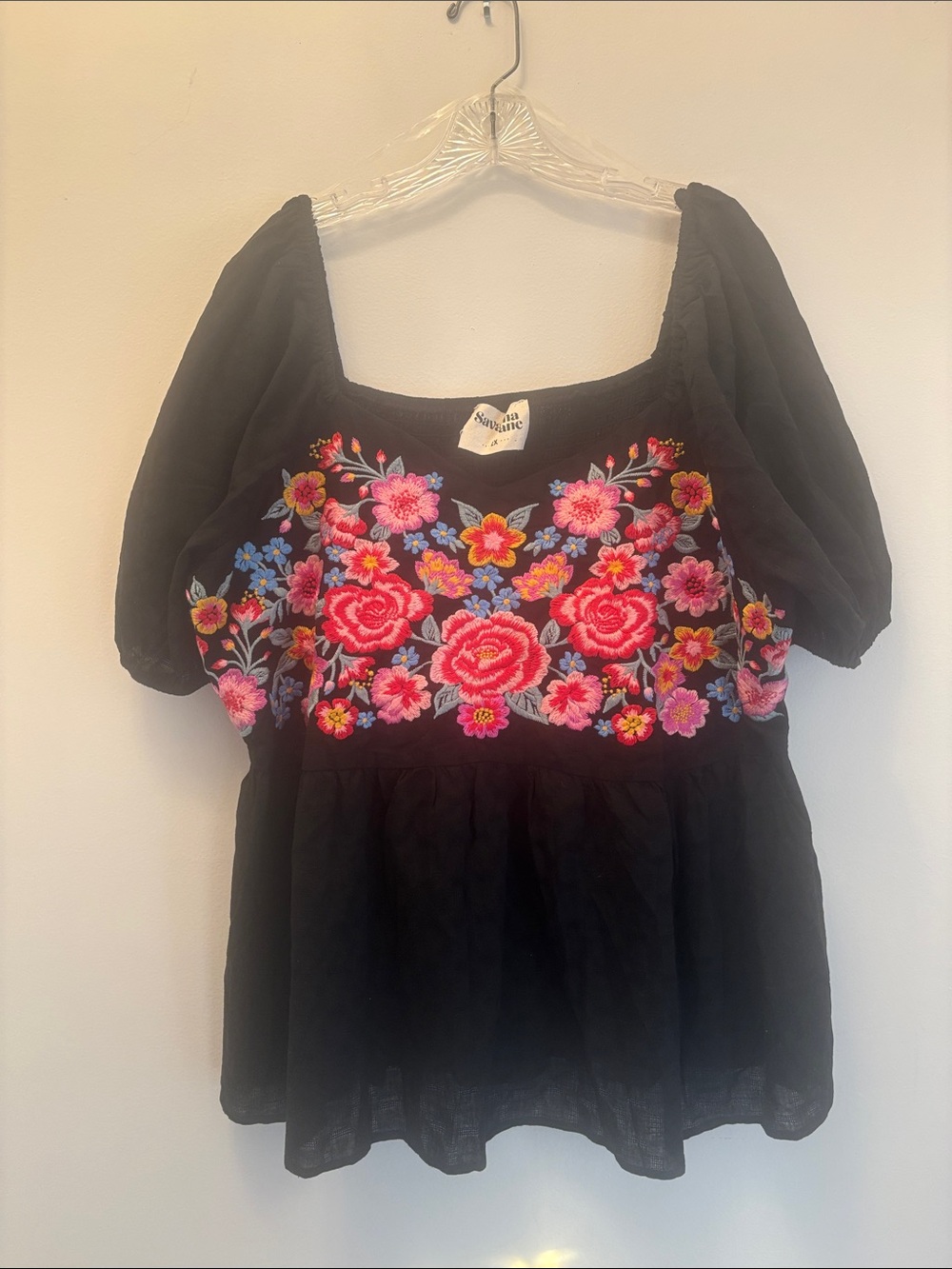 Savanna Jane | Black Puff Sleeve Top w/Floral Embroidery Sz 2x